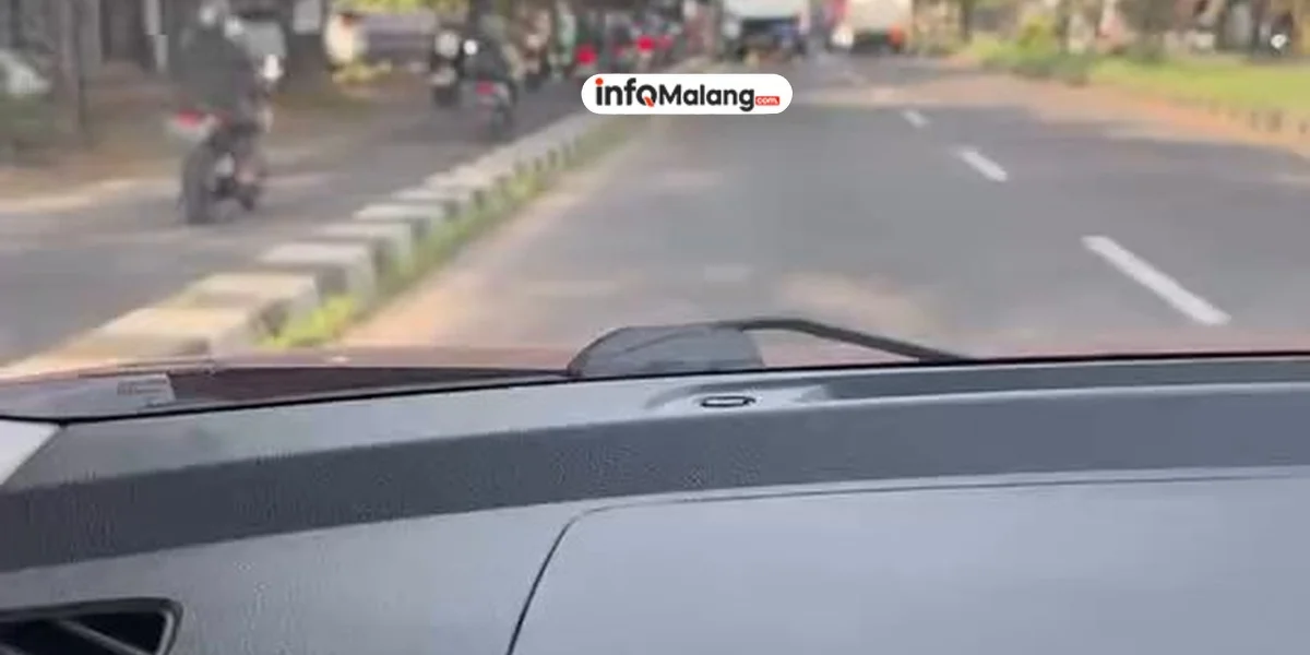 Terekam Saat Laporkan Kemacetan, Dua Pemotor Terjatuh di Flyover Kotalama