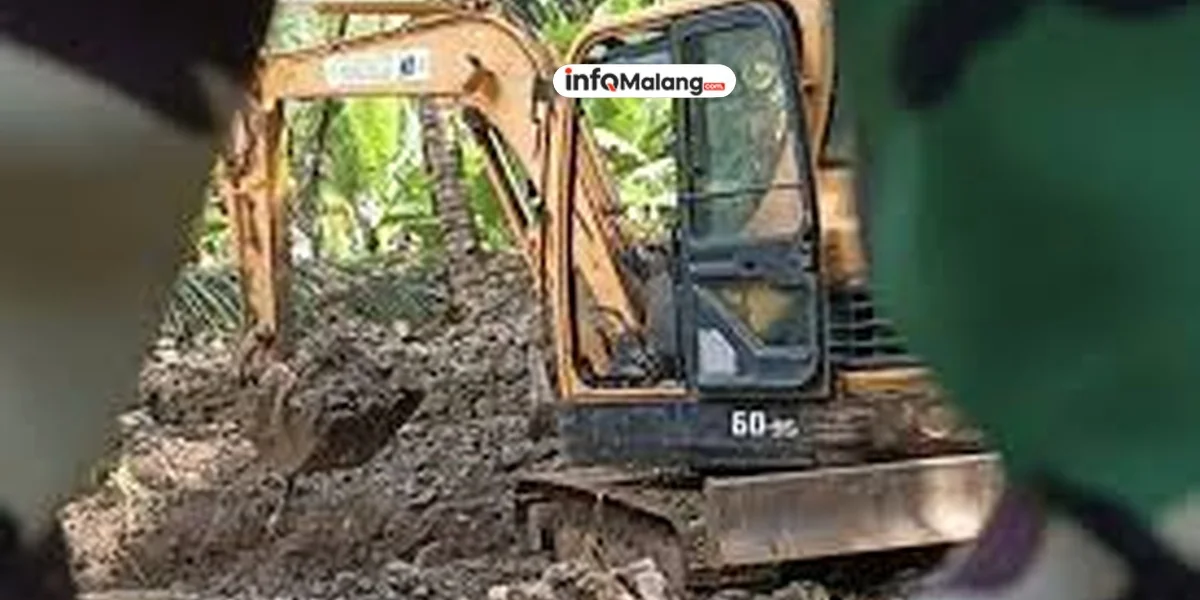 Upaya TMMD 126 Malang Atasi Banjir Lewat Normalisasi Sungai di Lebakharjo