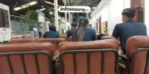 Viral! Kakak Ini Berikan Klarifikasi Soal Adik Pramugari KAI yang Dituduh Pacaran dengan Pramugari di Ruang Tunggu