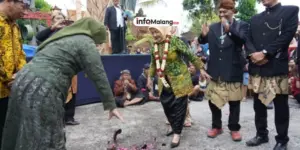 Wabup Malang Buka Pasar Rakyat Terongdowo, Ajak Warga Lestarikan Budaya Jadul