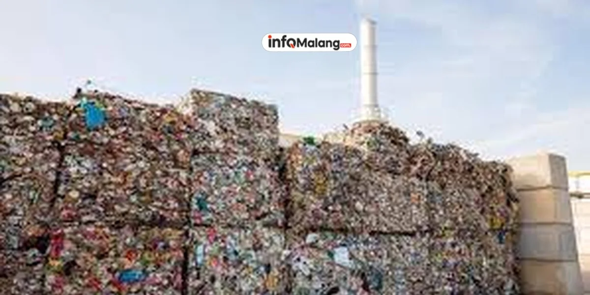 Warga Keluhkan Asap Pembakaran Sampah di Lapangan Rampal, DPRD Kota Malang Desak Pemkot Bertindak