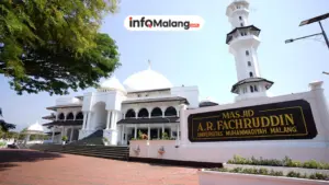 Sambut Ramadan, Masjid Fakhruddin UMM Lowokwaru Rutin Bagikan Takjil Gratis