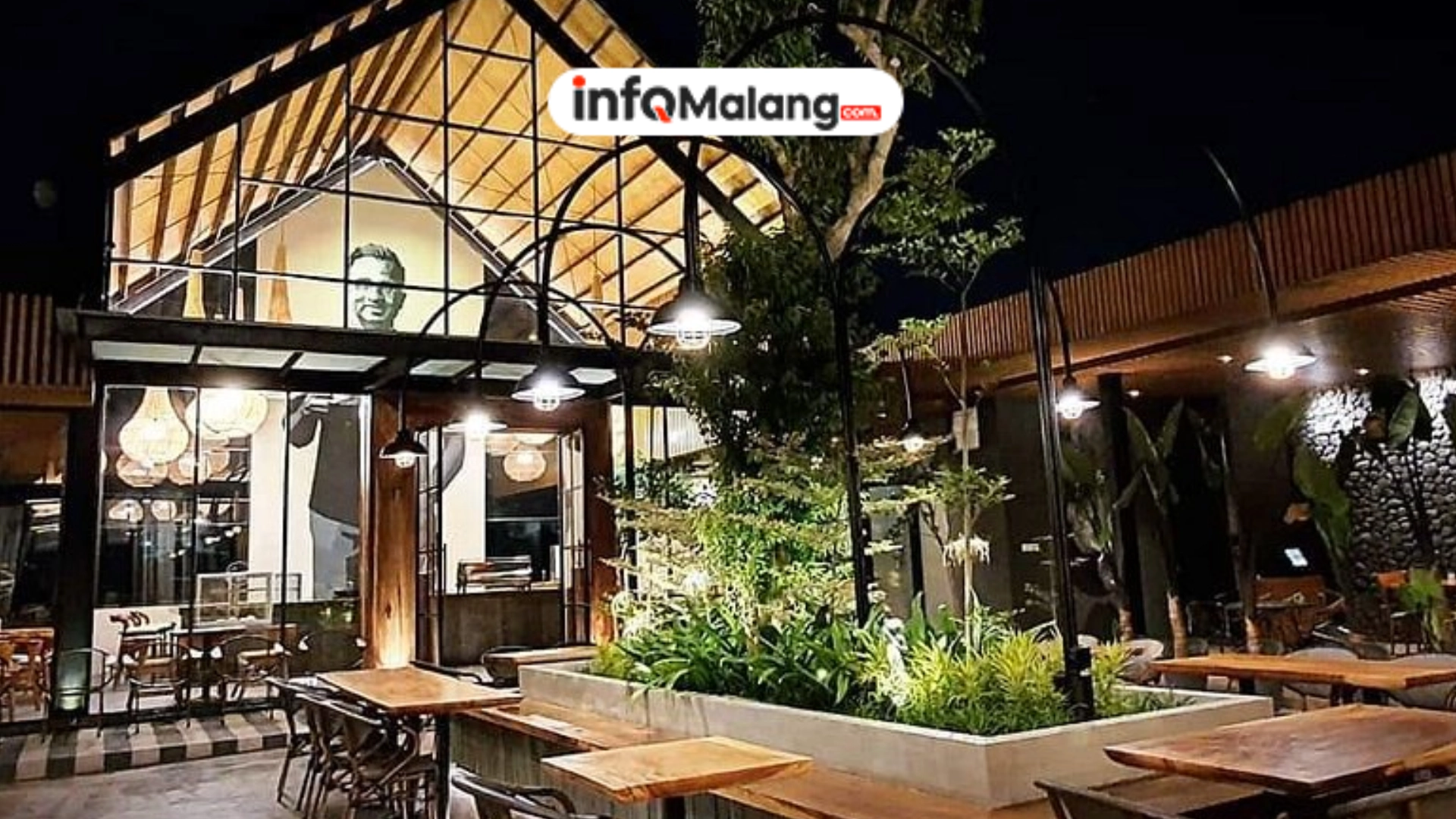 10 Kafe Buka 24 Jam Yang Selalu Ramai Mahasiswa