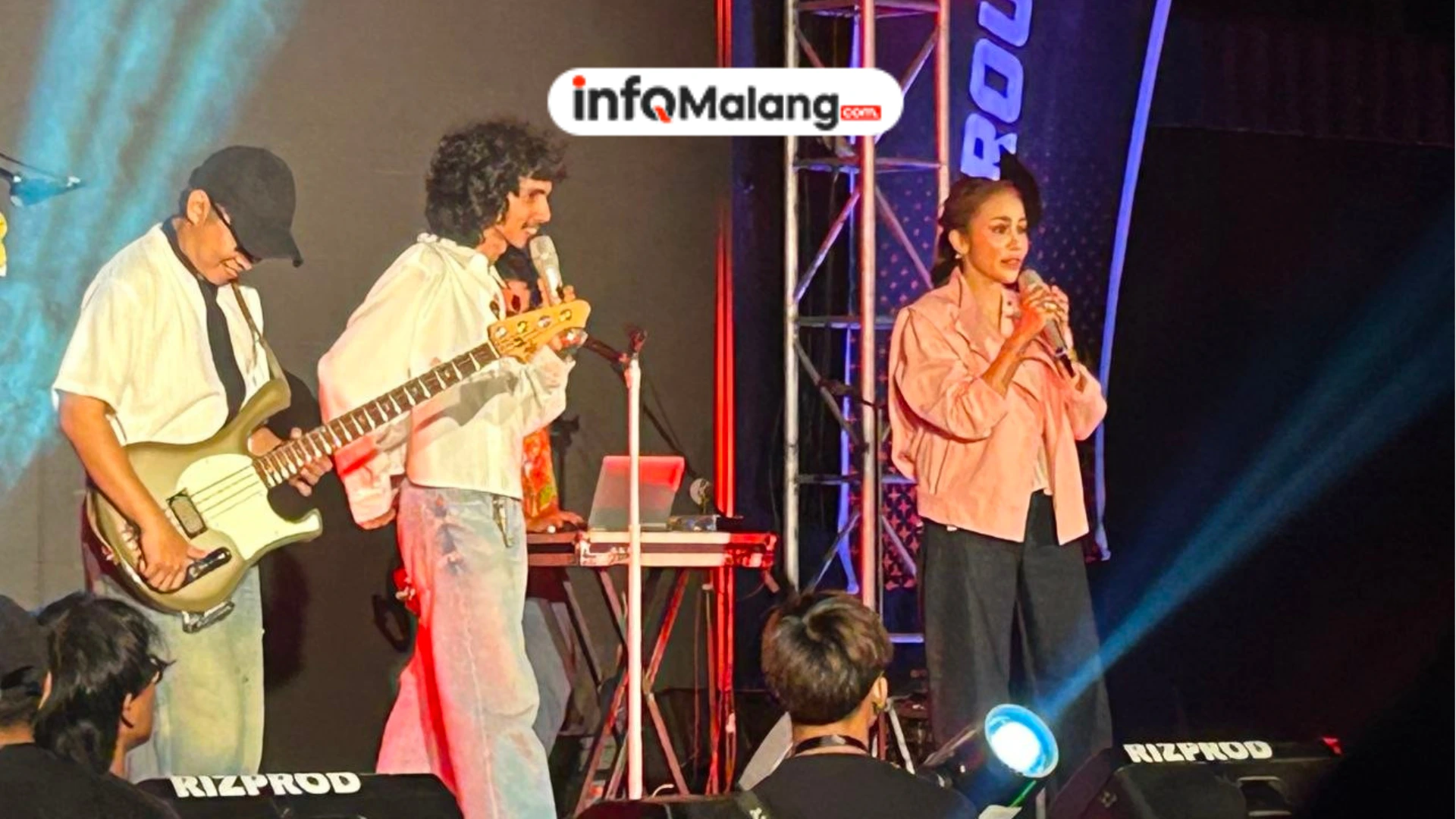 Enau dan Momo Geisha Pukau Malang Lewat Duet “Sesi Potret” di USC