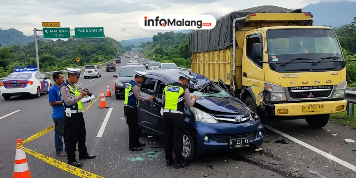 Polisi Selidiki Penyebab Tabrakan Mobil dan Truk di Tol Malang-Pandaan