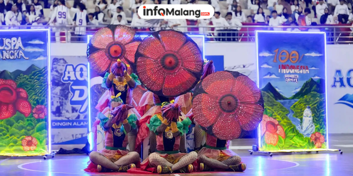 Dua Cerita Berbeda Warnai Panggung AQUA DBL Dance Malang