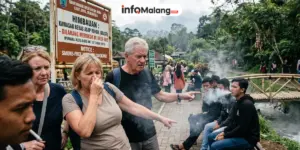 Wisatawan Asing Sampaikan Keluhan Soal Asap Rokok di Kawasan Wisata Cangar